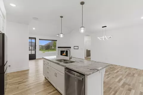 Kitchen - 4177 Siena Ave, Ozark, MO 65721 photo 5 of 5