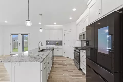 Kitchen - 4177 Siena Ave, Ozark, MO 65721 photo 4 of 5