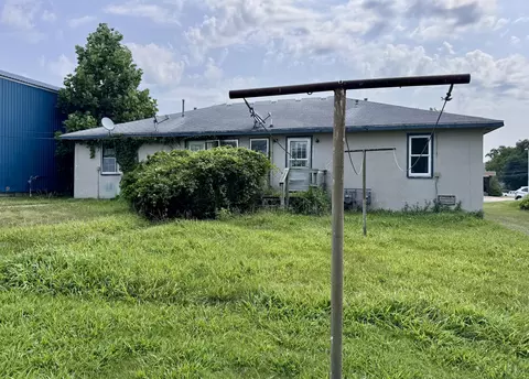 527 Spruce St #A-B-C, Cabool, MO 65689 photo 4