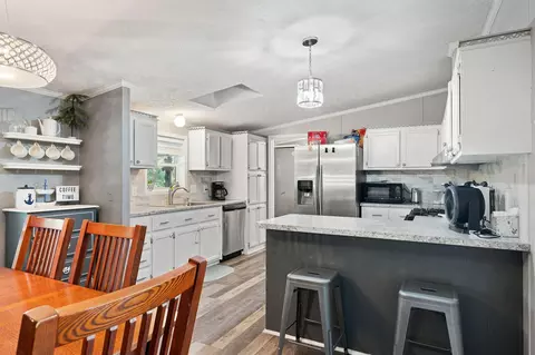 Kitchen - 152 Linden Dr, Branson West, MO 65737 photo 1 of 3