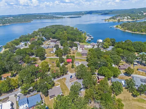 View/Area - 152 Linden Dr, Branson West, MO 65737 photo 9 of 11