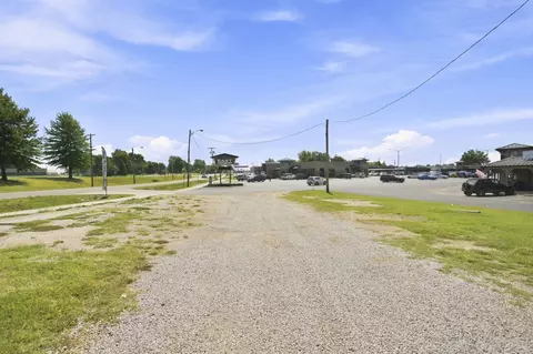 302 E Jackson St, Willard, MO 65781 photo 10