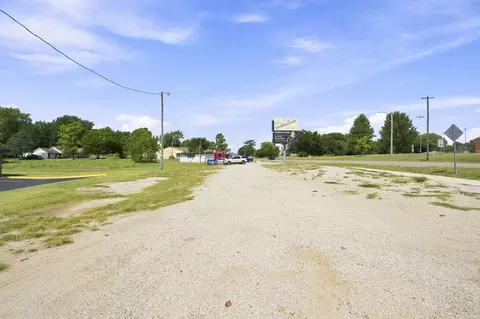 302 E Jackson St, Willard, MO 65781 photo 8