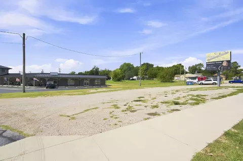 302 E Jackson St, Willard, MO 65781 photo 3