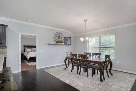 Dining - 5390 S Oxynard St, Springfield, MO 65810 photo 1 of 2