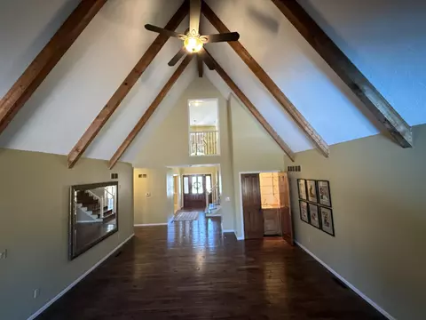 Living - 1921 E Nottingham St, Springfield, MO 65804 photo 3 of 8