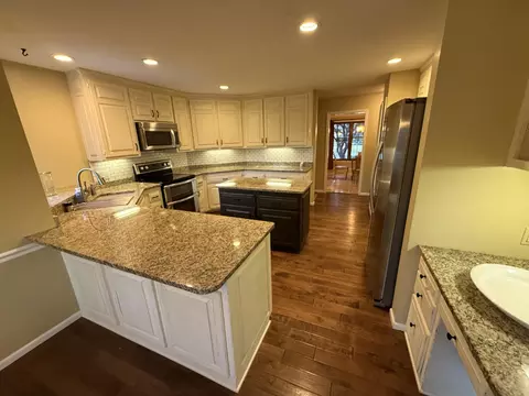 Kitchen - 1921 E Nottingham St, Springfield, MO 65804 photo 5 of 5