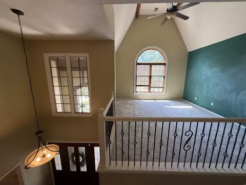 Living - 1921 E Nottingham St, Springfield, MO 65804 photo 4 of 8