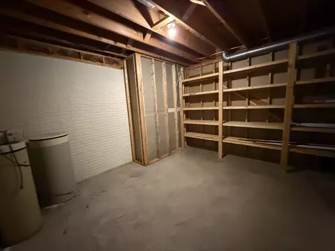 Other - 1921 E Nottingham St, Springfield, MO 65804 photo 5 of 7