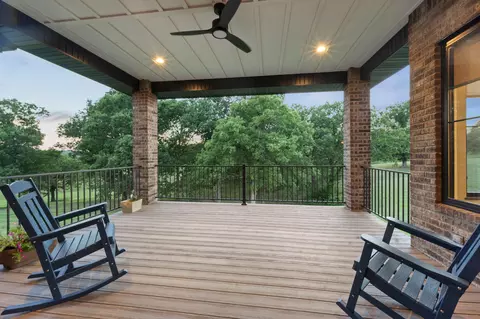 Exterior - 2007 Lone Star Dr, Nixa, MO 65714 photo 10 of 16