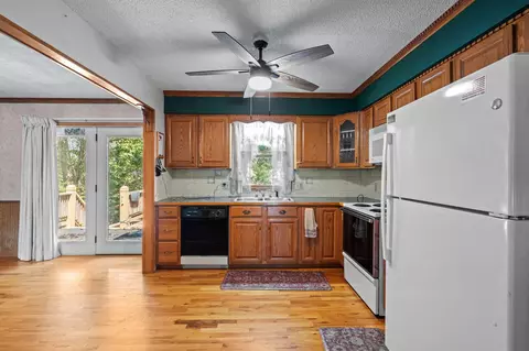 Kitchen - 137 E Ritter St, Republic, MO 65738 photo 3 of 3