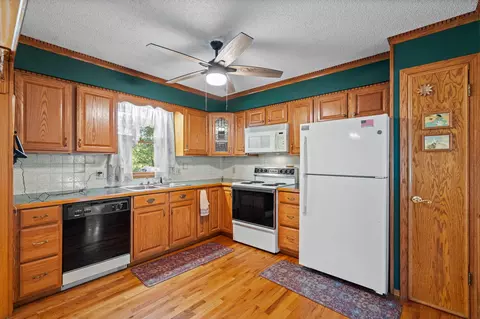 Kitchen - 137 E Ritter St, Republic, MO 65738 photo 1 of 3