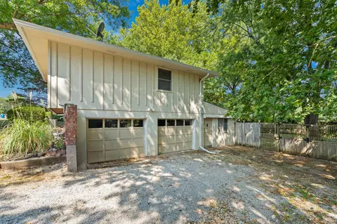 Exterior - 137 E Ritter St, Republic, MO 65738 photo 2 of 10