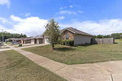 Other - 4427 W Nicholas St, Springfield, MO 65802 photo 1 of 9