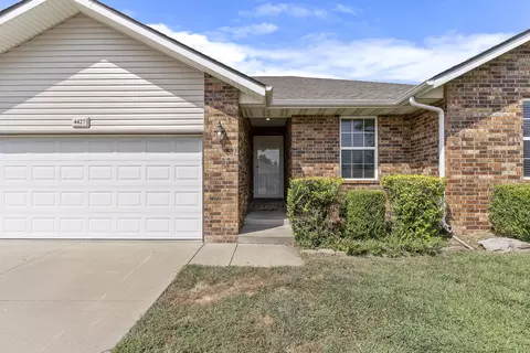 Exterior - 4427 W Nicholas St, Springfield, MO 65802 photo 2 of 5
