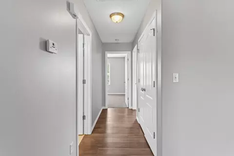Entry Way - 4427 W Nicholas St, Springfield, MO 65802 photo 3 of 3