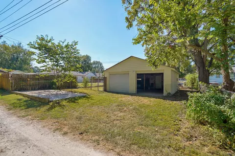 Exterior - 1711 W Nichols St, Springfield, MO 65802 photo 13 of 13