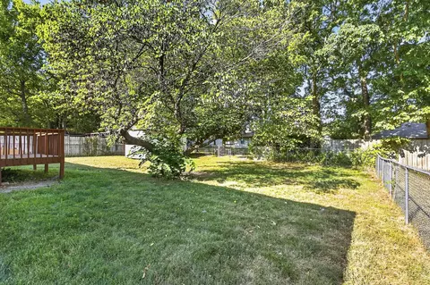 Exterior - 3821 S Leawood Ave, Springfield, MO 65807 photo 7 of 9