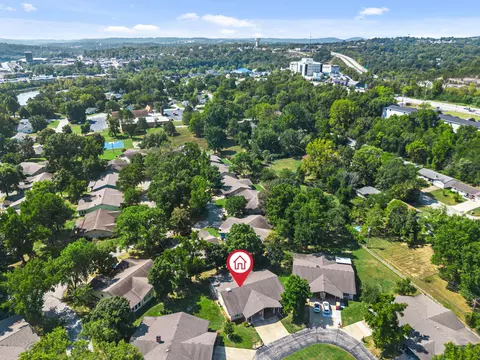 View/Area - 12 Ash Ct, Branson, MO 65616 photo 1 of 12