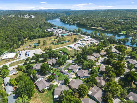View/Area - 12 Ash Ct, Branson, MO 65616 photo 3 of 12