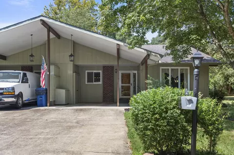 Exterior - 7 Oak Ct, Branson, MO 65616 photo 3 of 13