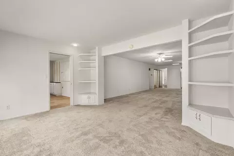 Living - 7 Oak Ct, Branson, MO 65616 photo 8 of 14