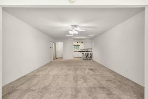 Living - 7 Oak Ct, Branson, MO 65616 photo 5 of 14