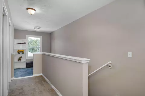 Entry Way - 708 E Saint Charles St, Ozark, MO 65721 photo 4 of 5