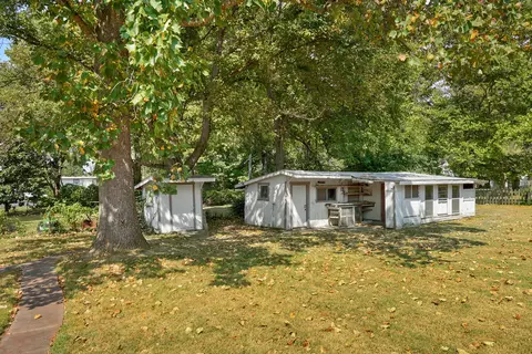 Exterior - 1908 S Holland Ave, Springfield, MO 65807 photo 12 of 16