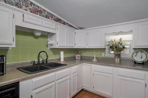 Kitchen - 1908 S Holland Ave, Springfield, MO 65807 photo 2 of 3