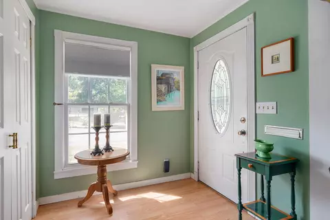 Entry Way - 1908 S Holland Ave, Springfield, MO 65807 photo 1 of 2