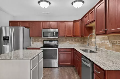 Kitchen - 156 Prairie Dr, Branson, MO 65616 photo 2 of 3