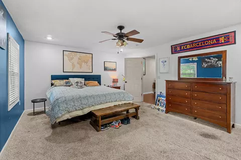 Bedroom - 4747 S Roslyn Ave, Springfield, MO 65804 photo 2 of 6