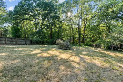 Exterior - 4747 S Roslyn Ave, Springfield, MO 65804 photo 7 of 13