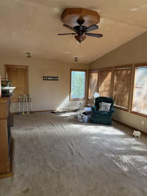 Living - 300 S Holmes Ave, Wheaton, MO 64874 photo 3 of 4