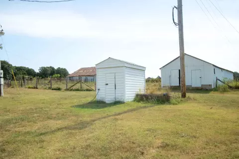 Exterior - 206 Co Rd #A-425, Ava, MO 65608 photo 2 of 2