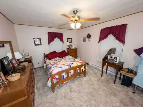 Bedroom - 206 Co Rd #A-425, Ava, MO 65608 photo 3 of 3