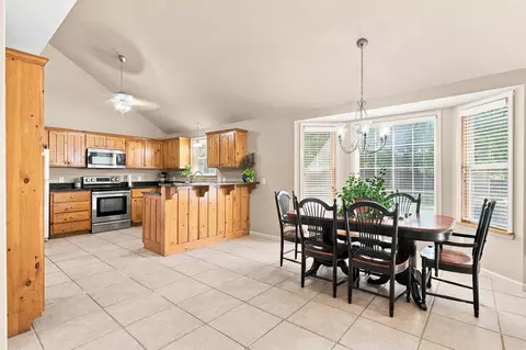 Dining - 3606 N 10th St, Ozark, MO 65721 photo 1 of 3