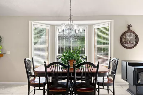 Dining - 3606 N 10th St, Ozark, MO 65721 photo 3 of 3