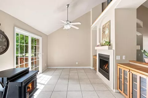 Living - 3606 N 10th St, Ozark, MO 65721 photo 1 of 3