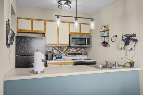 Kitchen - 2 Treehouse Ln #9, Branson, MO 65616 photo 2 of 4