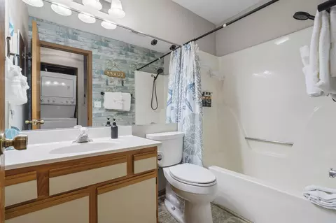 Bath - 2 Treehouse Ln #9, Branson, MO 65616 photo 1 of 1