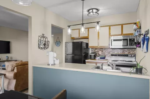 Kitchen - 2 Treehouse Ln #9, Branson, MO 65616 photo 3 of 4