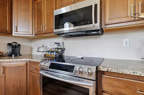 Kitchen - 623 E 427th Rd, Bolivar, MO 65613 photo 6 of 6