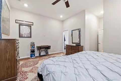 Bedroom - 623 E 427th Rd, Bolivar, MO 65613 photo 5 of 5