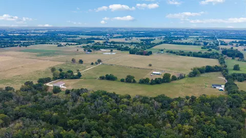 View/Area - 623 E 427th Rd, Bolivar, MO 65613 photo 3 of 3