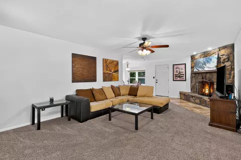 Living - 2928 S Lancelot Ct, Springfield, MO 65807 photo 1 of 3