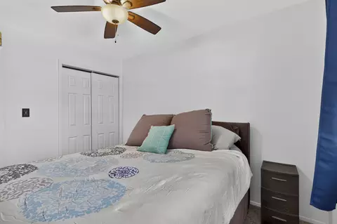 Bedroom - 2928 S Lancelot Ct, Springfield, MO 65807 photo 4 of 5