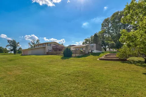 Exterior - 1757 E Mcclernon St, Springfield, MO 65803 photo 15 of 16
