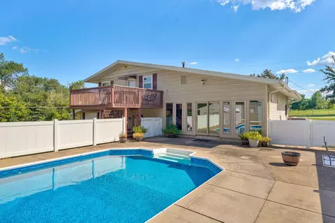 Exterior - 1757 E Mcclernon St, Springfield, MO 65803 photo 8 of 16